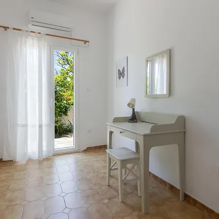 Apartment Comfortable Two Bedroom *